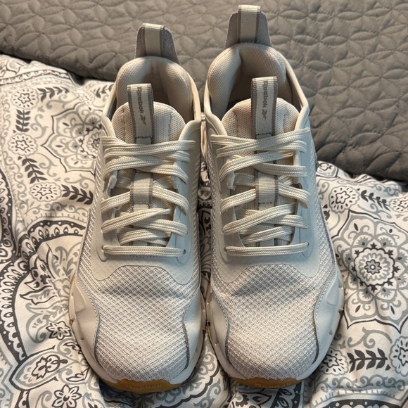 Reebok Shoes - Reebok Cream Athletic Sneakers